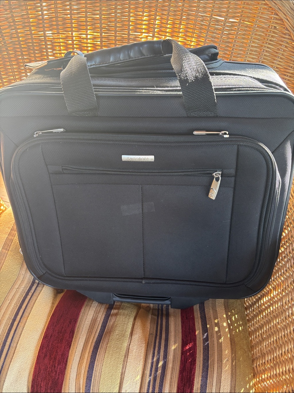 Black Samsonite wheeled business case